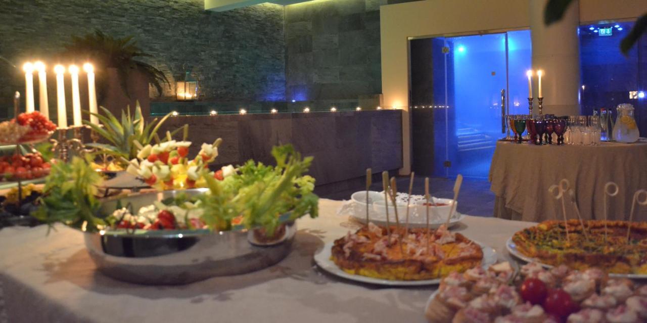 Hotel Mamiani & Relaxing Spa אורבינו מסעדה תמונה